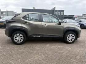 Toyota Yaris Cross (2023) thumbnail 7