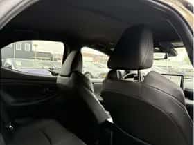 Toyota Yaris (2024) thumbnail 13