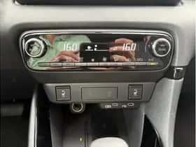 Toyota Yaris (2024) thumbnail 18