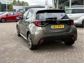 Toyota Yaris (2024) thumbnail 4