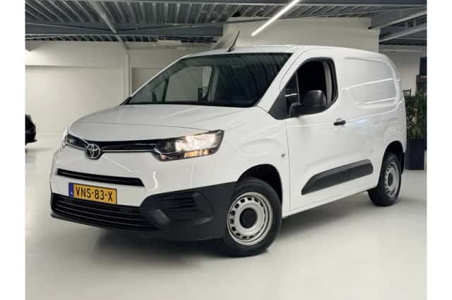 Toyota Proace (2022) thumbnail 1
