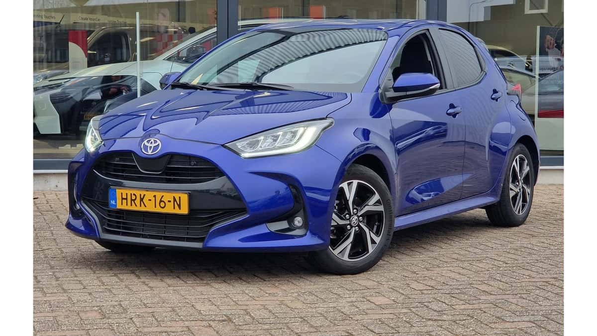 Toyota Yaris (2025) — foto 1