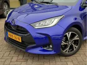 Toyota Yaris (2025) thumbnail 2