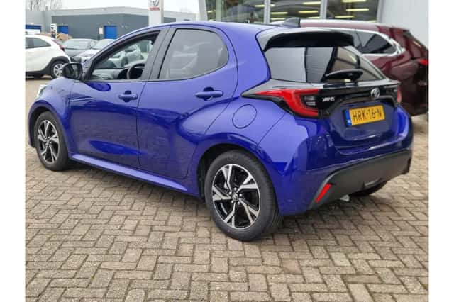 Toyota Yaris (2025) thumbnail 4