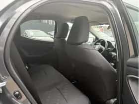 Toyota Yaris (2025) thumbnail 9