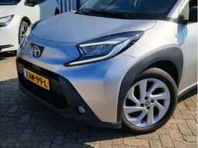 Toyota Aygo X (2022) thumbnail 2