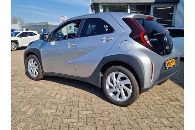 Toyota Aygo X (2022) thumbnail 3
