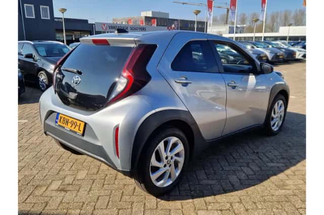Toyota Aygo X (2022) thumbnail 4