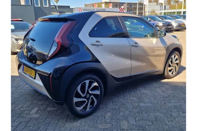 Toyota Aygo X (2024) thumbnail 4