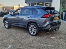 Toyota RAV4 (2020) thumbnail 3