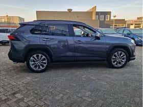 Toyota RAV4 (2020) thumbnail 5