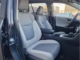 Toyota RAV4 (2020) thumbnail 7
