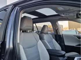 Toyota RAV4 (2020) thumbnail 9