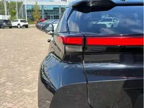 Toyota C-HR (2024) thumbnail 15