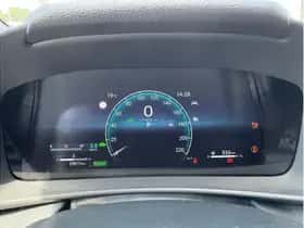 Toyota C-HR (2024) thumbnail 19