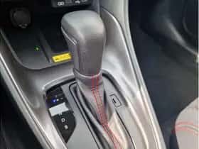 Toyota Yaris (2025) thumbnail 16