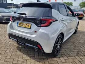 Toyota Yaris (2025) thumbnail 3