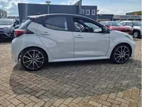 Toyota Yaris (2025) thumbnail 6