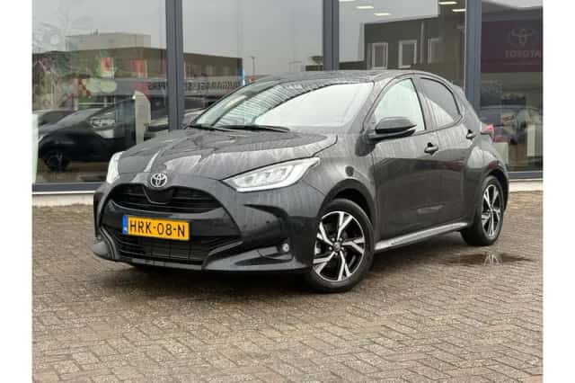 Toyota Yaris (2025) thumbnail 1