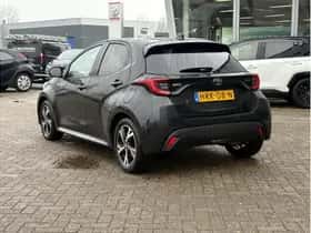 Toyota Yaris (2025) thumbnail 4