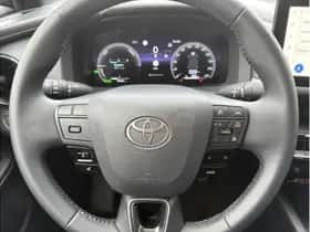 Toyota C-HR (2024) thumbnail 13
