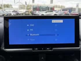 Toyota C-HR (2024) thumbnail 17