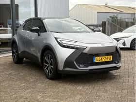 Toyota C-HR (2024) thumbnail 6