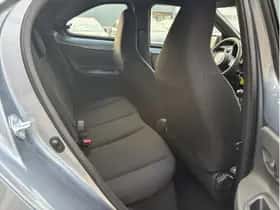 Toyota Aygo X (2025) thumbnail 8