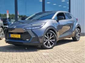 Toyota C-HR (2024)