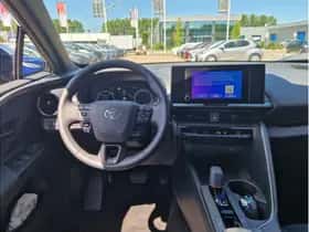 Toyota C-HR (2024) thumbnail 8