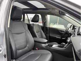 Toyota RAV4 (2021) thumbnail 11