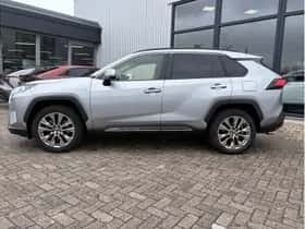 Toyota RAV4 (2021) thumbnail 3