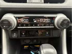 Toyota RAV4 (2021) thumbnail 22