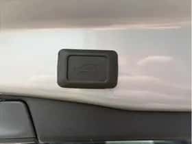 Toyota RAV4 (2021) thumbnail 9
