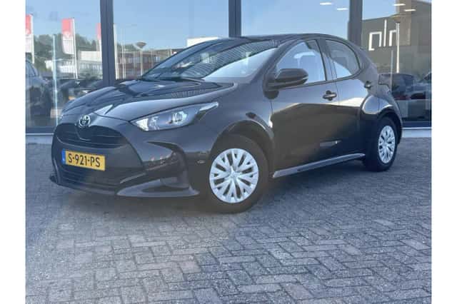 Toyota Yaris (2023) thumbnail 1