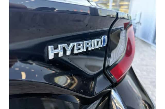 Toyota Yaris (2023) thumbnail 5