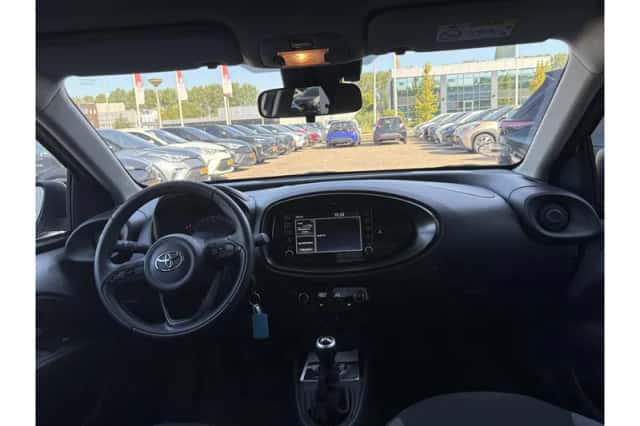 Toyota Aygo X (2023) thumbnail 2