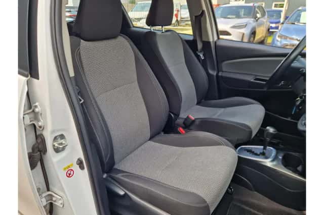 Toyota Yaris (2016) thumbnail 6
