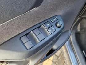 Toyota Yaris Cross (2025) thumbnail 13