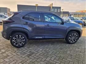 Toyota Yaris Cross (2025) thumbnail 4
