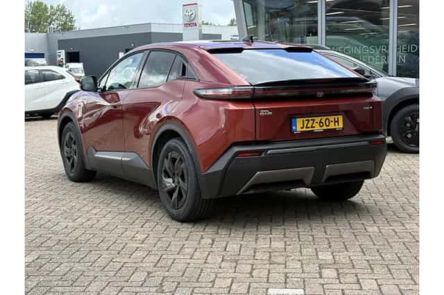 Toyota C-HR+ (2026) thumbnail 4