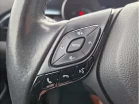 Toyota C-HR (2020) thumbnail 15