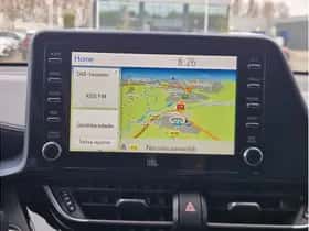 Toyota C-HR (2020) thumbnail 18