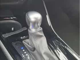 Toyota C-HR (2020) thumbnail 23