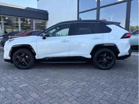 Toyota RAV4 (2019) thumbnail 3