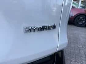 Toyota RAV4 (2019) thumbnail 8