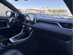 Toyota RAV4 (2019) thumbnail 9