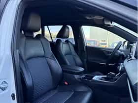 Toyota RAV4 (2019) thumbnail 10