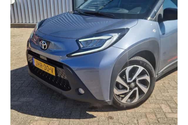 Toyota Aygo X (2025) thumbnail 2