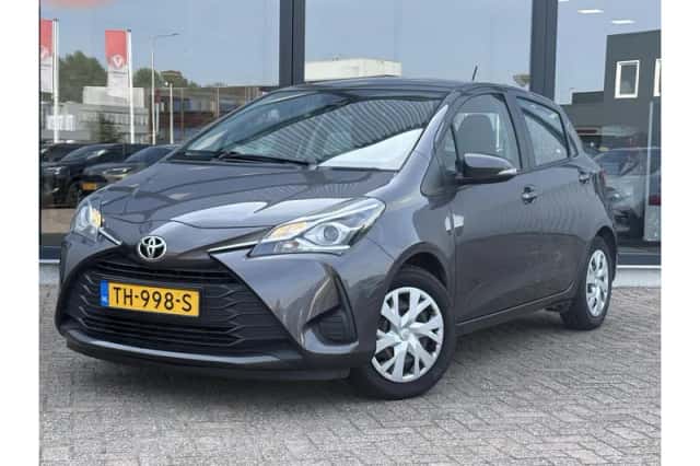 Toyota Yaris (2018) thumbnail 1